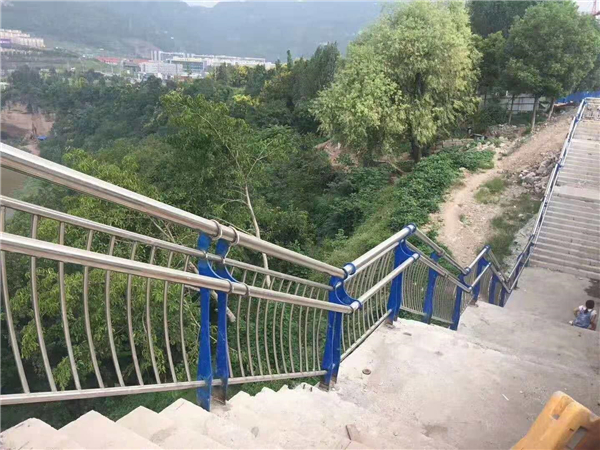 秀山不锈钢桥梁栏杆